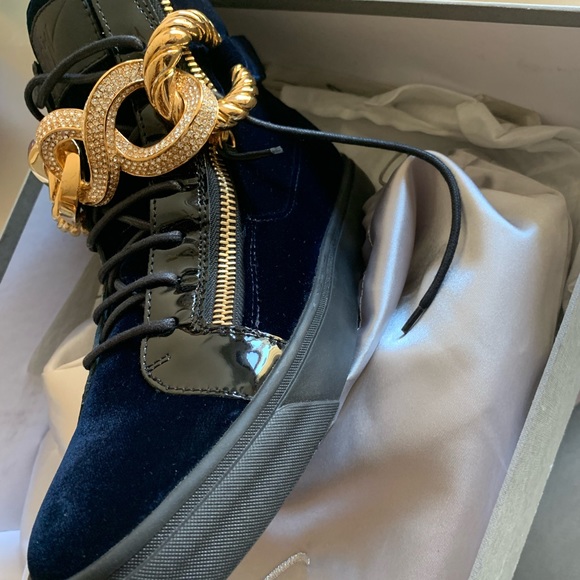 Giuseppe Zanottib - Picture 2 of 2